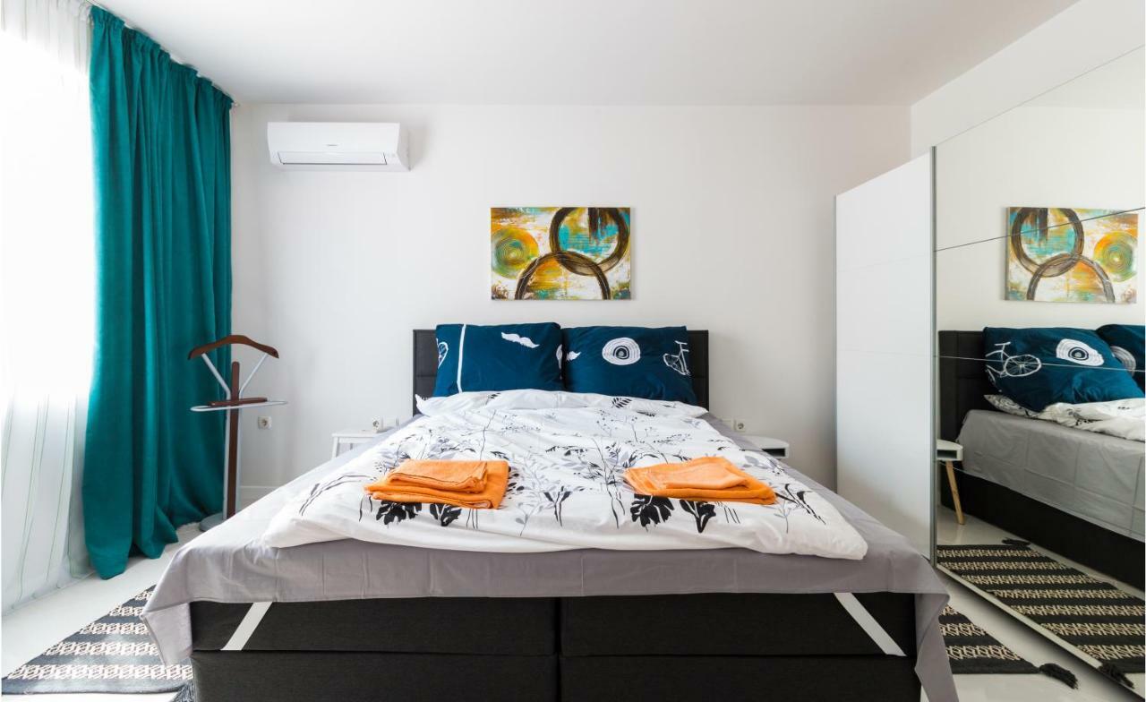 Pop Your Colors - Funky And Modern 1Bdr Apt By Flat Mаnager Płowdiw Zewnętrze zdjęcie